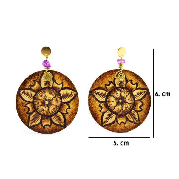 14 Aretes-Broquel Pirograbado