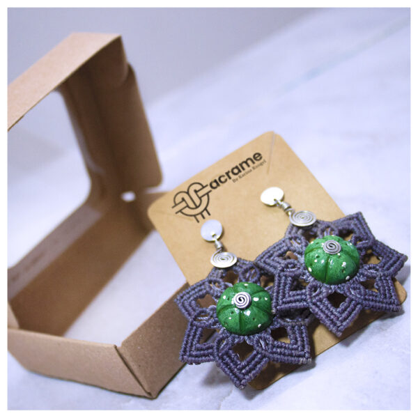 14 Aretes-Broquel Macrame