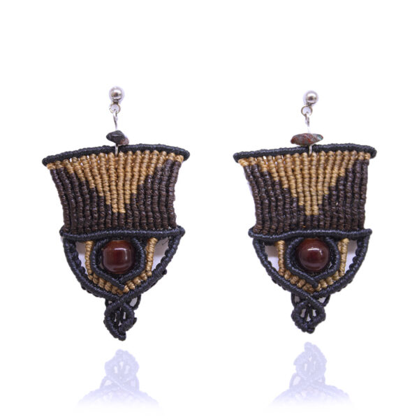 43 Aretes-Broquel Macrame