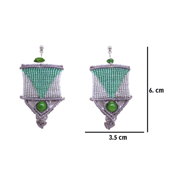 56 Aretes-Broquel Macrame