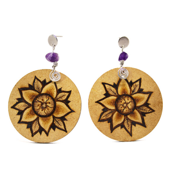 87 Aretes-Broquel Pirograbado